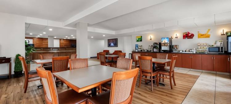巴特尔伯勒-洛基芒特品质酒店(Quality Inn Battleboro - Rocky Mount)图片