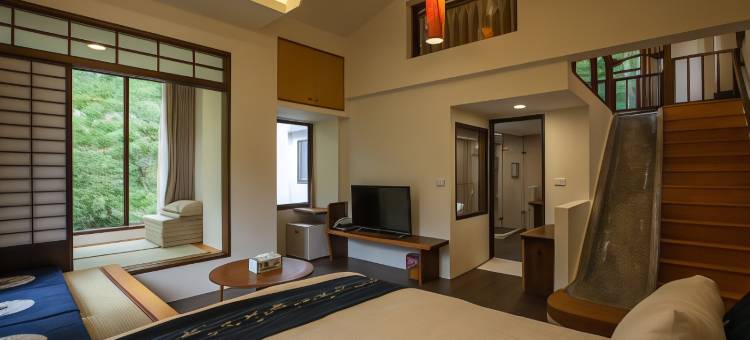 苗栗卓也小屋图片