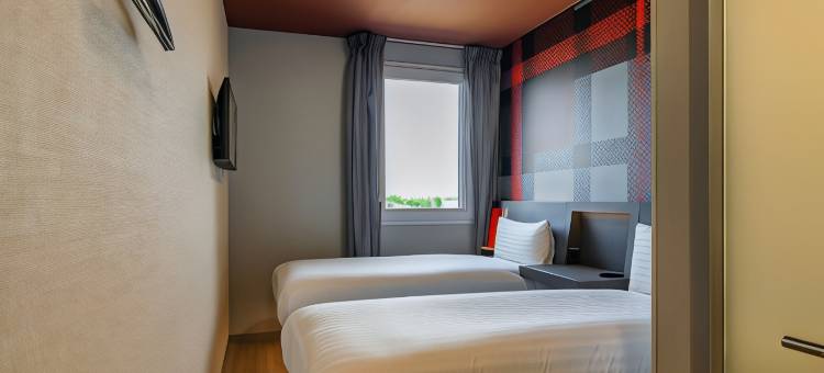 巴黎北奥贝维利埃易捷酒店(出门直达地铁12号线)(EasyHotel Paris Nord Aubervilliers)图片