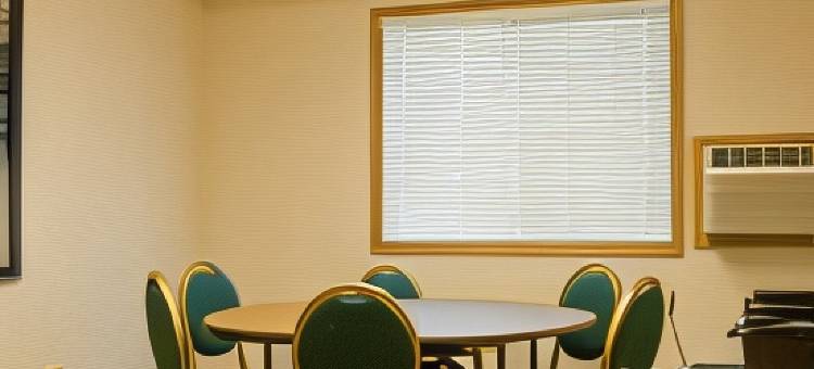 渥太华-饥饿岩速8酒店(Super 8 by Wyndham Ottawa Starved Rock)图片