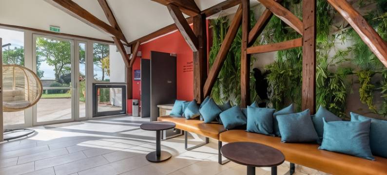 宜必思尚品第戎南柏伽德庄园酒店(Ibis Styles Dijon Sud Domaine de Beauregard)图片