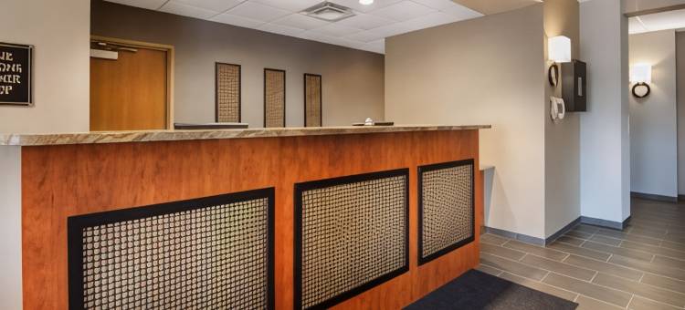 布莱恩国家体育中心贝斯特韦斯特优质酒店(Best Western Plus Blaine at the National Sports Center)图片