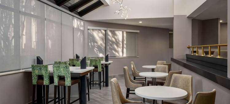 圆石城北拉昆塔温德姆套房酒店(La Quinta Inn & Suites by Wyndham Round Rock North)图片