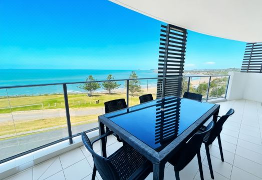 Oshen Holiday Apartments YeppoonHotel Overview