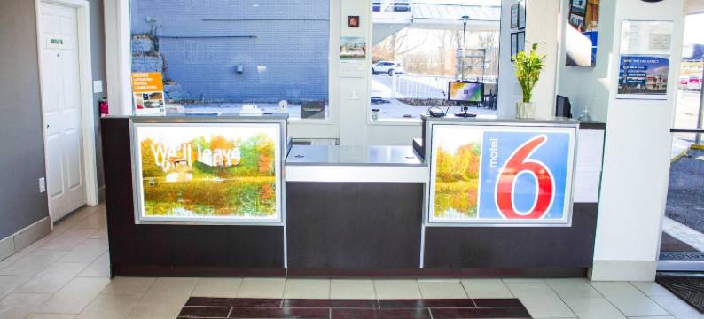 奇豪威骑士旅馆(Motel 6 Chilhowie, VA - I-81)图片