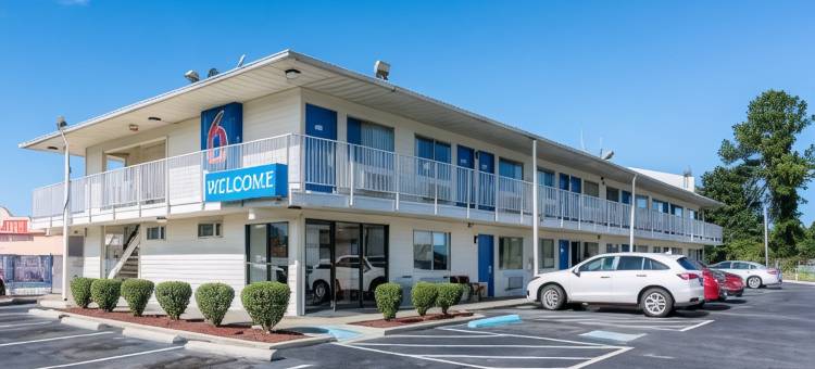 北卡罗莱纳兰伯顿 6 号汽车旅馆(Motel 6 Lumberton, NC)图片