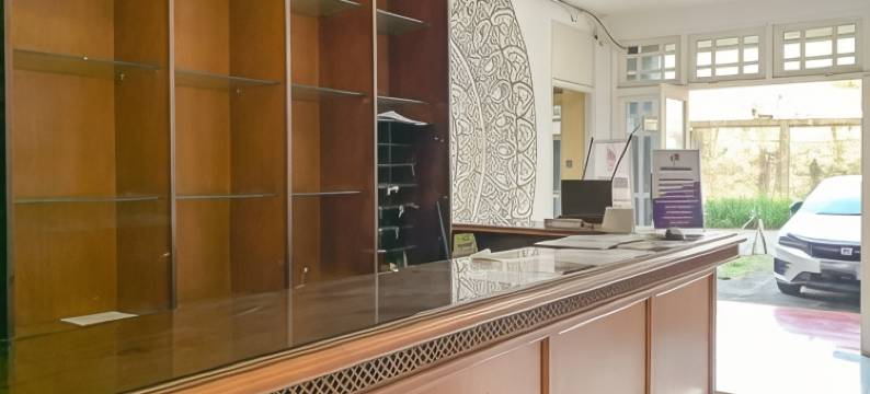 OYO 2452 酒店地铁(RedDoorz Near Metro Bandung)图片