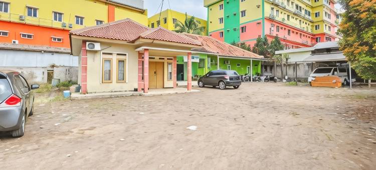 OYO 2859 Fatan Costel(RedDoorz Syariah Near RS Dr Hafiz Cianjur)图片