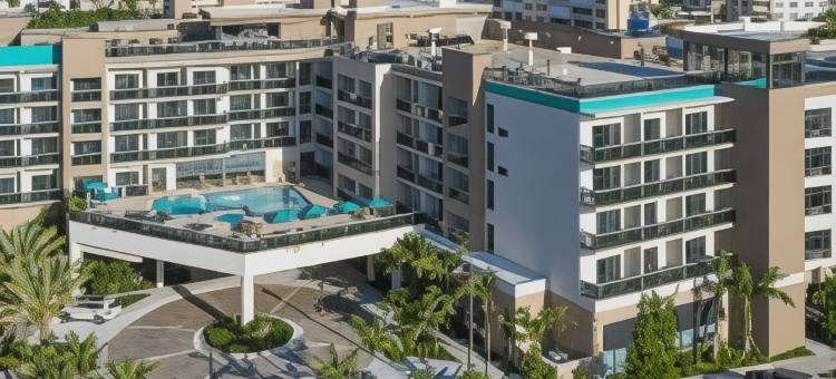 帕诺滩码头希尔顿惠庭套房酒店(Home2 Suites by Hilton Pompano Beach Pier)图片