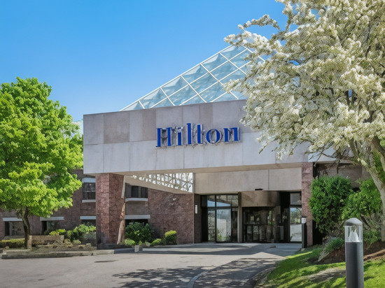 波士顿/达哈姆希尔顿酒店