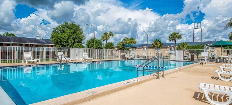 盖恩斯维尔大学区罗德威酒店(Rodeway Inn Gainesville - University Area)图片