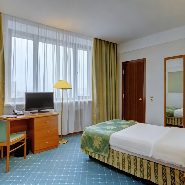 Borodino HotelHotel Overview