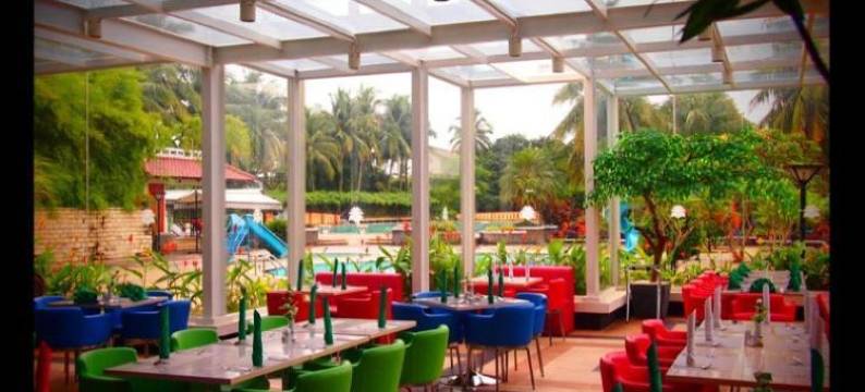 布米威亚塔酒店(Bumi Wiyata Hotel)图片