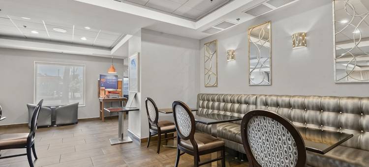 智选假日套房酒店冈萨雷斯(Holiday Inn Express & Suites GONZALES by IHG)图片