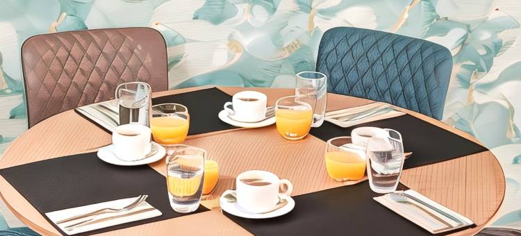 纳尔塞亚圣塔波拉酒店(Hotel Narcea)图片