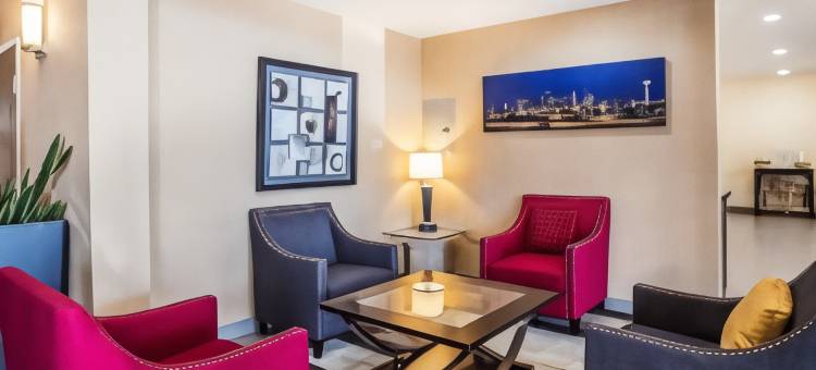 丹佛机场凯艺套房酒店-盖特威公园(Quality Inn and Suites Denver Airport - Gateway Park)图片