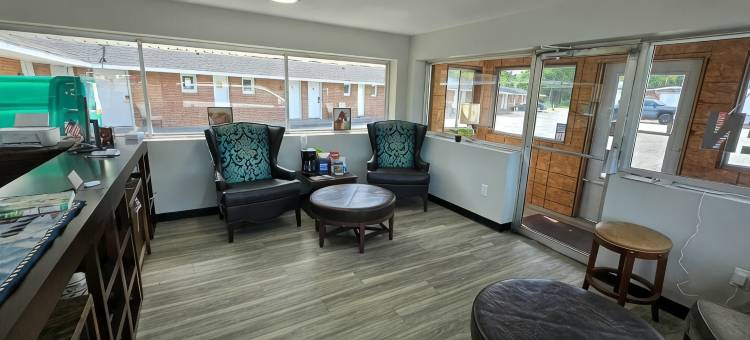 落基山城220号公路汽车旅馆(Rocky Mount Motel near Hwy 220)图片