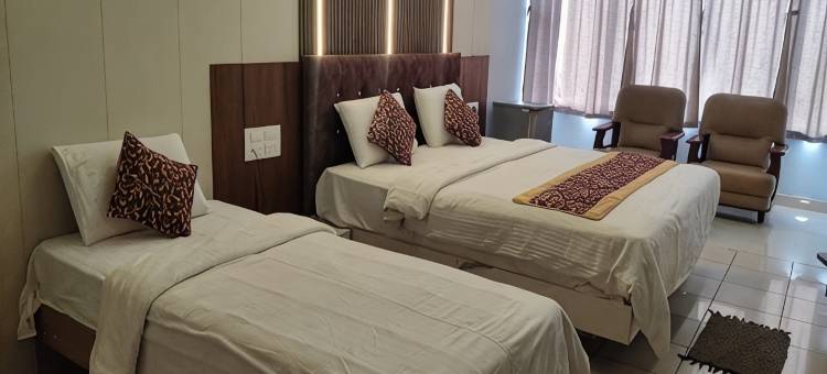 拉吉桑甘国际酒店(Hotel Rajsangam International)图片