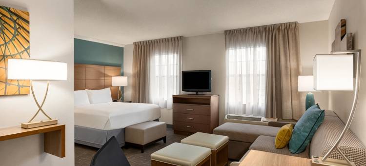 布兰登-坦帕东部洲际Staybridge Suites酒店(Staybridge Suites TAMPA EAST- BRANDON by IHG)图片