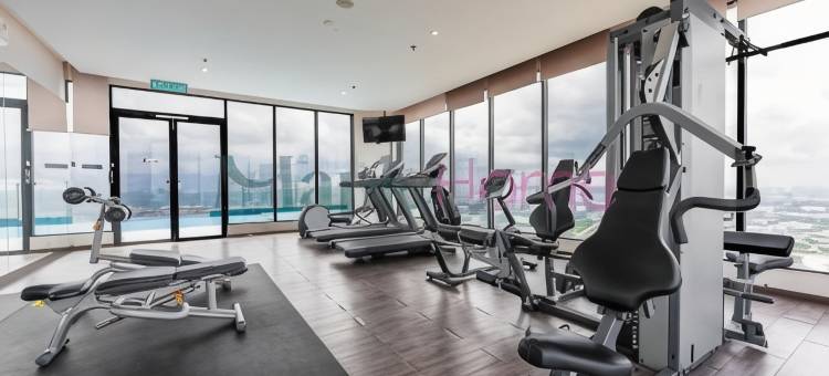 莎阿南Hill10尊贵套房(Hill10 Premier Suites Shah Alam)图片