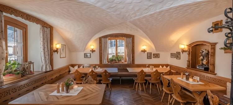 Montafoner Hof 酒店的 Löwen 客栈(Gasthof Löwen by Hotel Montafoner Hof)图片