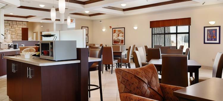 穆索明卡纳尔塔酒店(Canalta Hotel Moosomin)图片