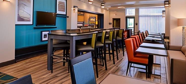 希尔顿欢朋酒店-匹兹堡韦克斯福德塞威克利(Hampton Inn Pittsburgh/Wexford-Sewickley)图片