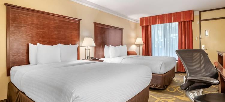 冈萨雷斯会议中心克拉丽奥酒店(Clarion Inn Conference Center)图片