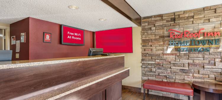 HomeTowne Studios Danville, PA图片