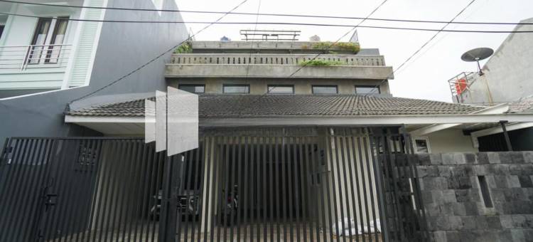托芒格隆旅馆沙里亚红伙伴酒店(Tomang Gelong Guest House Syariah Mitra RedDoorz)图片