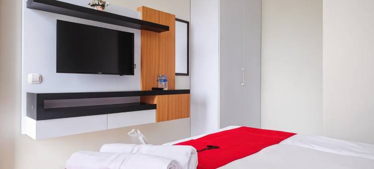 红门酒店-靠近蒂达尔大学马格elang(RedDoorz Syariah Near Universitas Tidar Magelang)图片