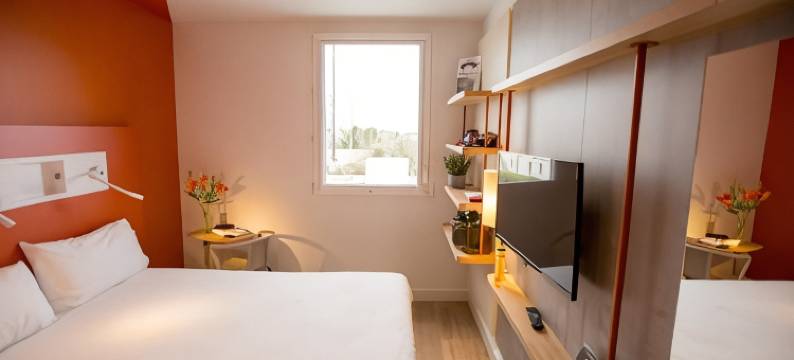 宜必思快捷瑟堡拉格拉斯里酒店(Ibis Budget Cherbourg la Glacerie)图片