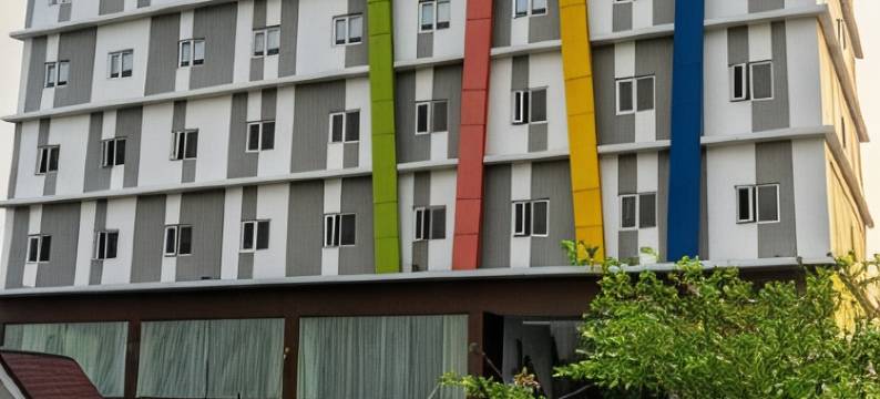 西朗林恩酒店(Lynn Hotel Serang)图片