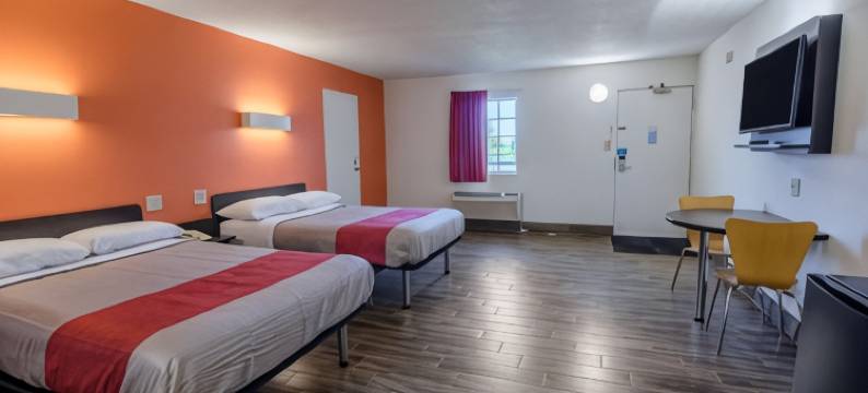 士丹顿6号汽车旅馆(Motel 6 Staunton, VA)图片