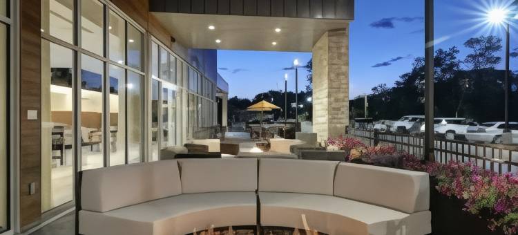 Courtyard Iowa City University Heights图片