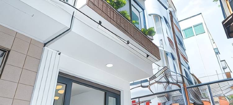 科兹鲁姆之家迷人角落2号酒店(Cozrum Homes - Charming Corner 2)图片