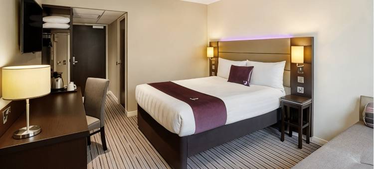 巴兹尔登普瑞米尔酒店(节庆公园)(Premier Inn Basildon (Festival Park))图片