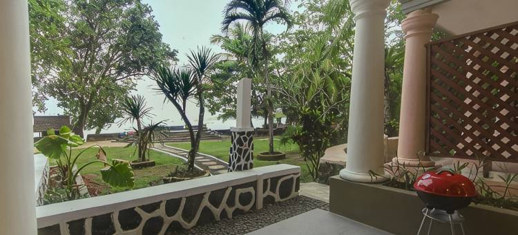 2BR Beach Front La Cassa Villas La Cassa Carita图片