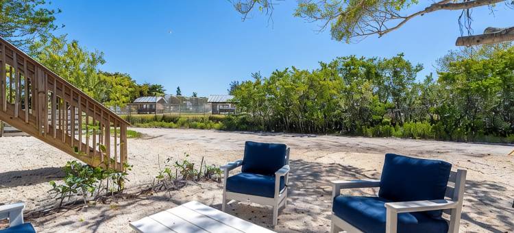 霍姆斯海滩现代度假屋. 网球和海滩，无楼梯(Modern Holmes Beach Retreat. No Stairs, Near Tennis & Beach)图片