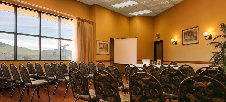 瓦列霍希尔顿欢朋酒店(Hampton Inn Vallejo)图片