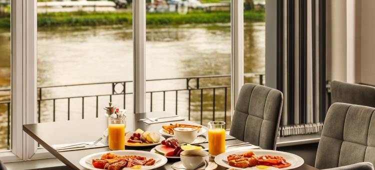 伦敦圣安尼斯坦尼思泰晤士河畔星期日酒店-希思罗T5(Sunday London Staines-upon-Thames Heathrow T5)图片