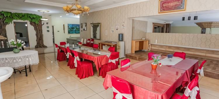 红门酒店@锡波戈波哥尔(Collection O Puncak Bogor Near Taman Safari Indonesia Formerly Hotel Andalus)图片