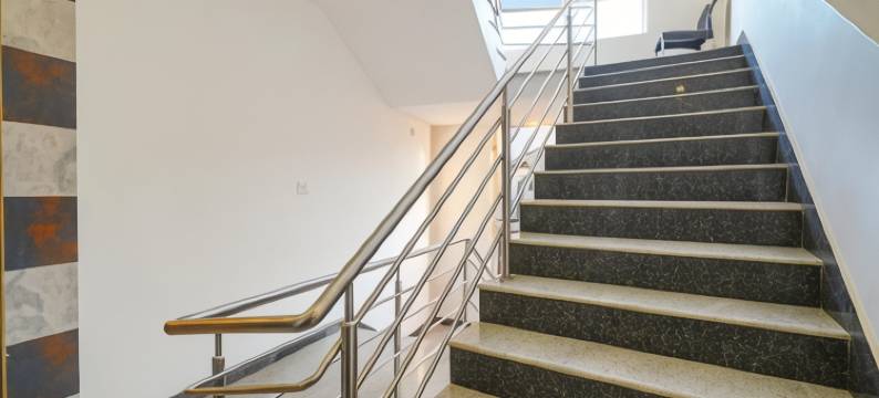 FabHotel Royal N Comforts图片