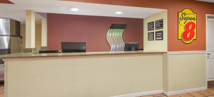 波塔利斯速8酒店(Super 8 by Wyndham Portales)图片