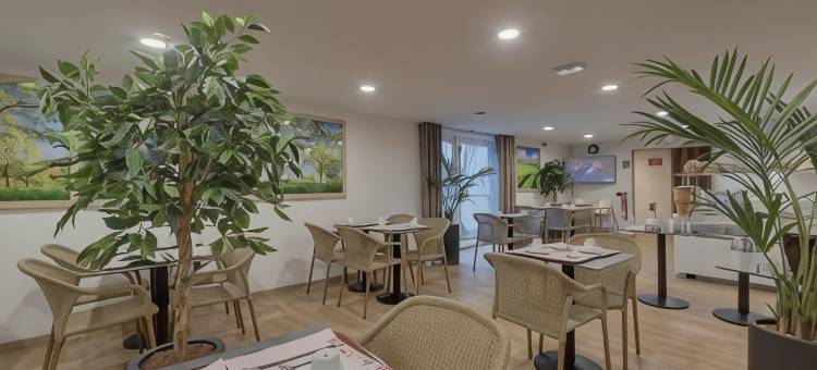 贝尔奈卫城原生酒店(Hotel the Originals Bernay Acropole)图片