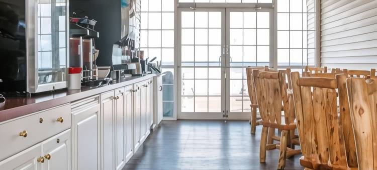 湖滨舒适酒店(Comfort Inn Lakeside)图片