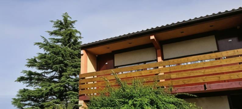 尼奥尔东-拉克莱士基里亚德酒店(Campanile Nature - Niort Est la Crèche)图片