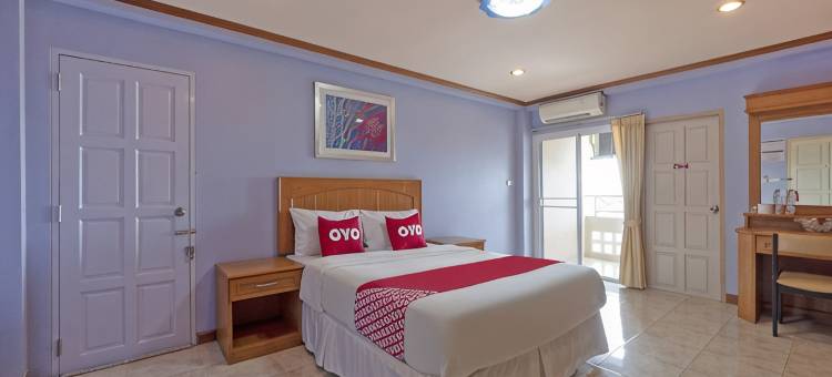 OYO 827 普里查娜金色广场酒店公寓(OYO 827 Preechana Golden Place Service Apartment)图片