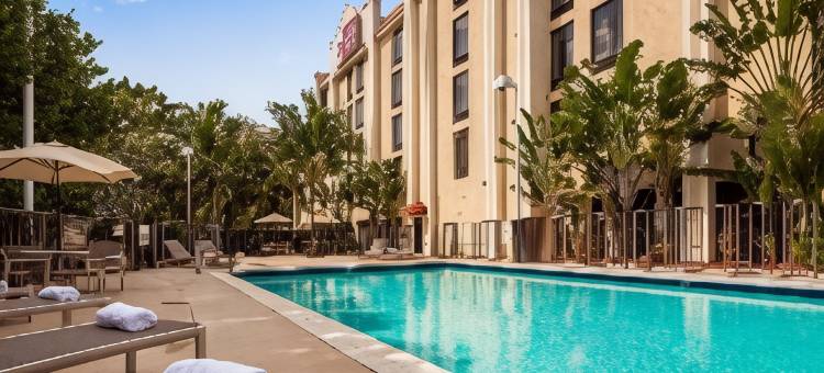 肯德尔贝斯特韦斯特优质套房酒店(Best Western Plus Kendall Hotel  Suites)图片