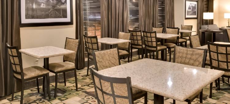 普莱曾特普雷里- 肯诺夏智选假日酒店及套房(Holiday Inn Express & Suites Pleasant Prairie / Kenosha)图片